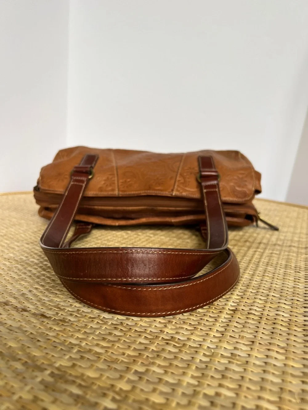 Fossil Tooled Floral leather Y2K Satchel Shoulder Bag Caramel Brown Leather - Picture 5 of 13